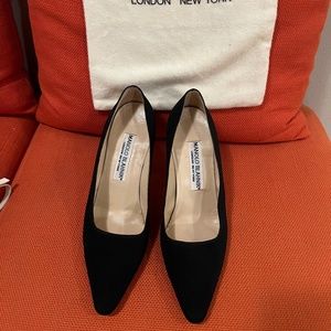 Manolo Blahnik Black Pumps